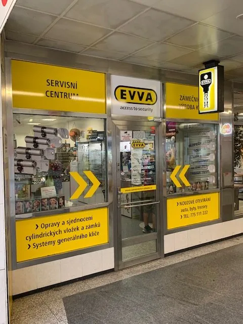 Fotografie z provozovny Zámečnictví Tomáš Sobota – Ládví (2)